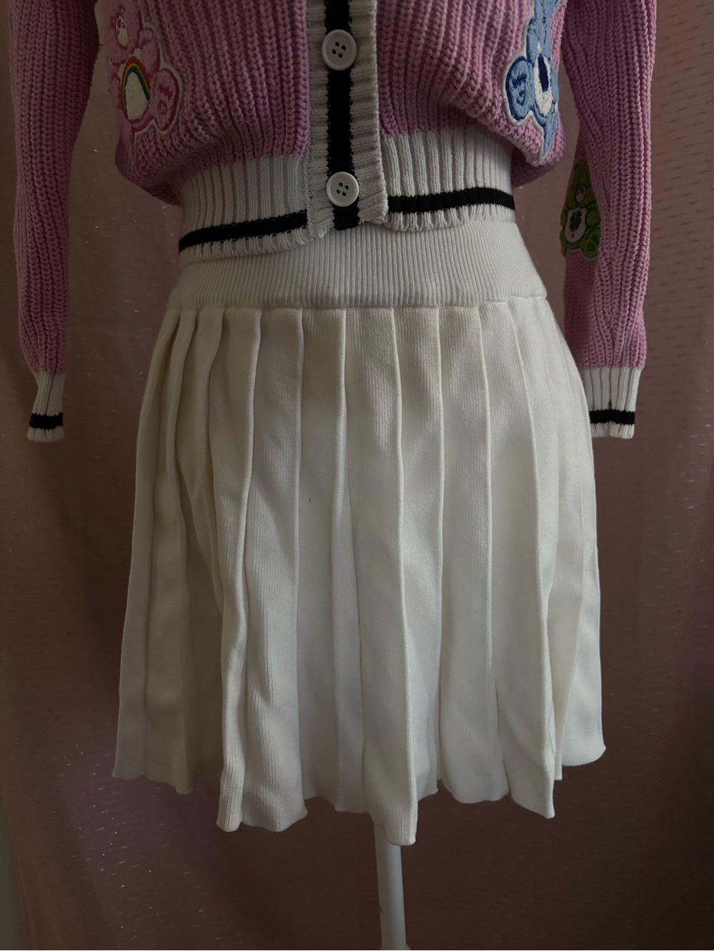 Dynamite Cream Pleated Knit Skirt